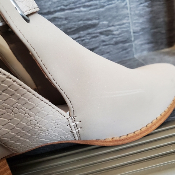 Call It Spring Shoes - Picture 9 of 11